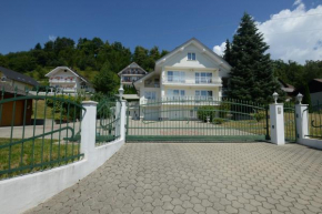 Гостиница Family Villa Bled, Блед